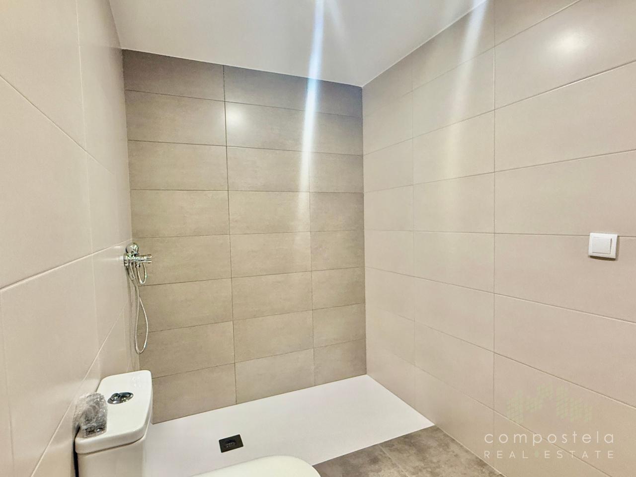 Baño en dormitorio, amplitud y comodidad