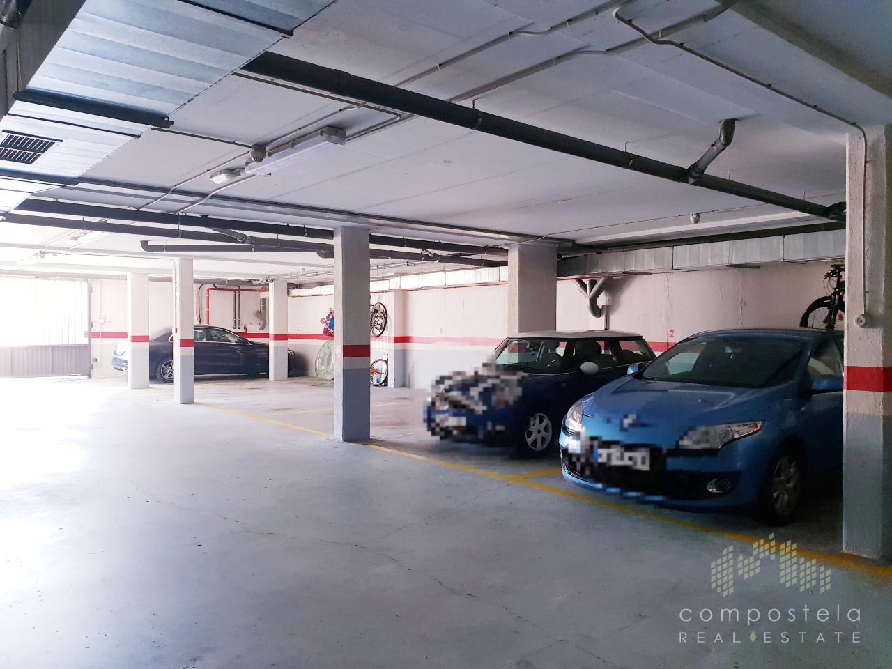 Cómoda plaza de garaje