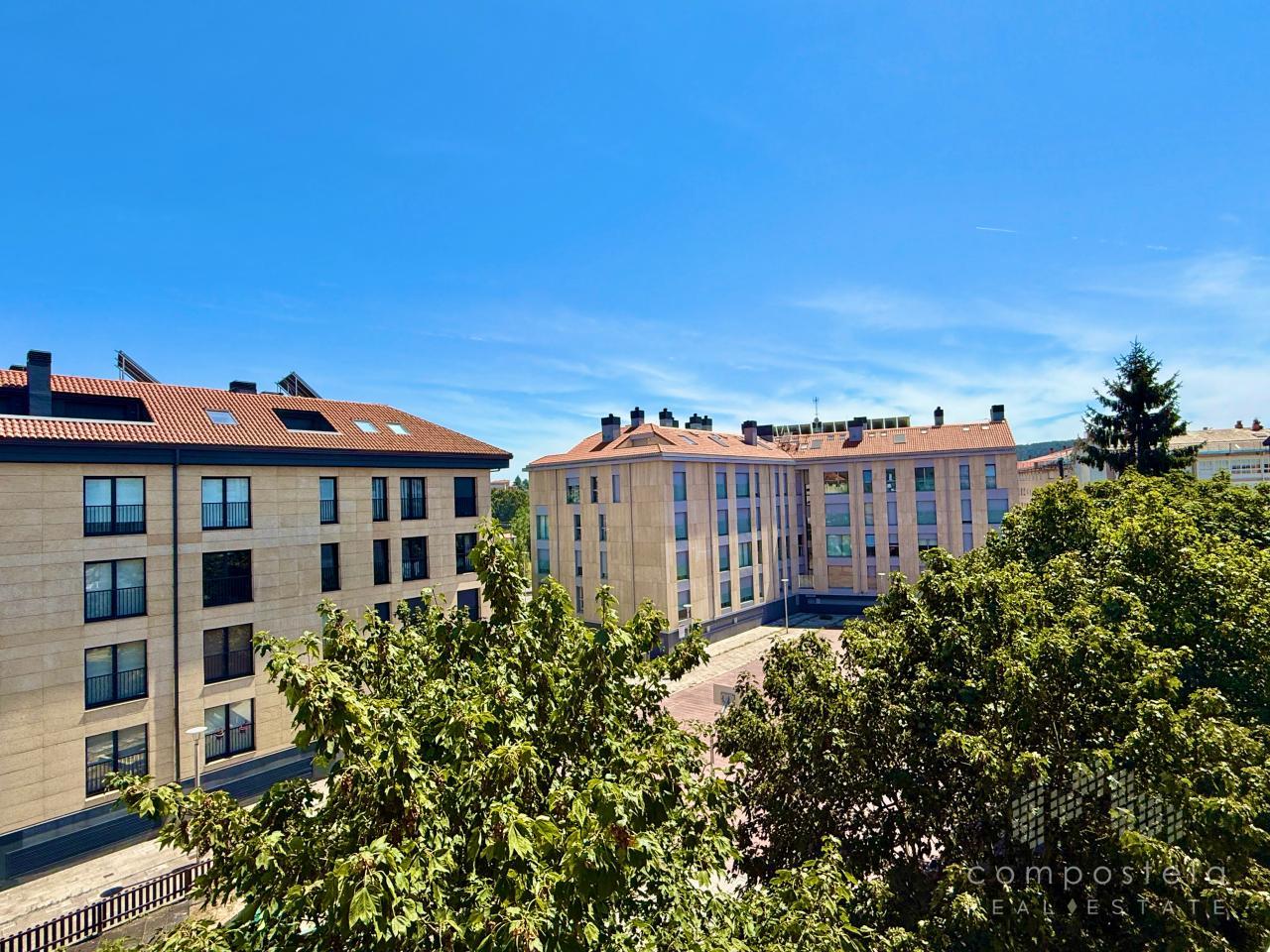 Bonitas vistas desde cocina y 2 dormitorios