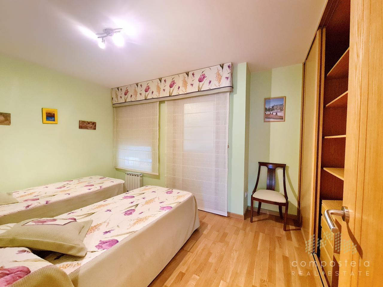 1º dormitorio, salida a terraza de patio