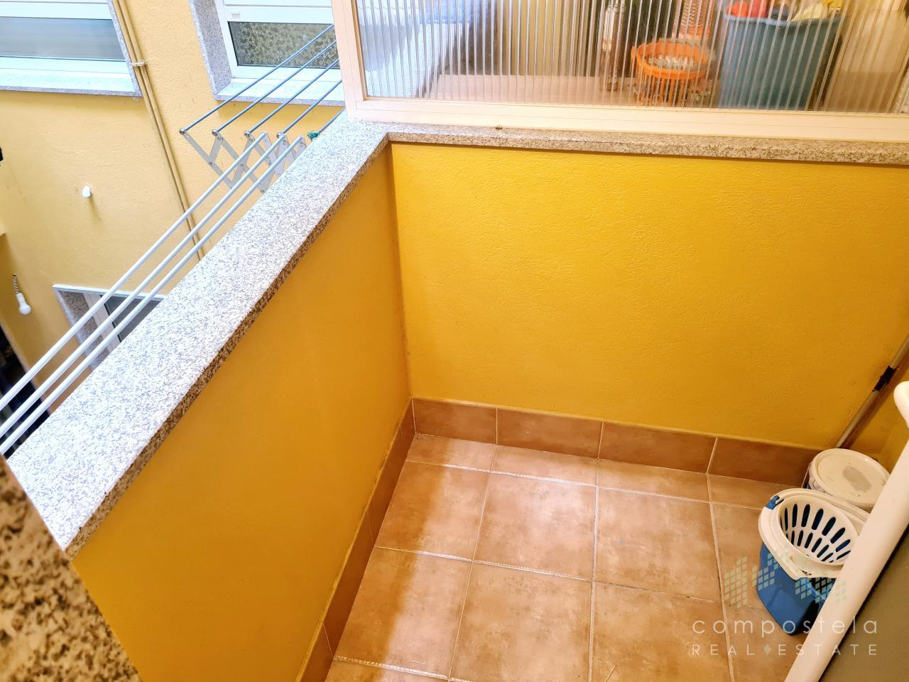 Terraza/tendedero a patio cubierto