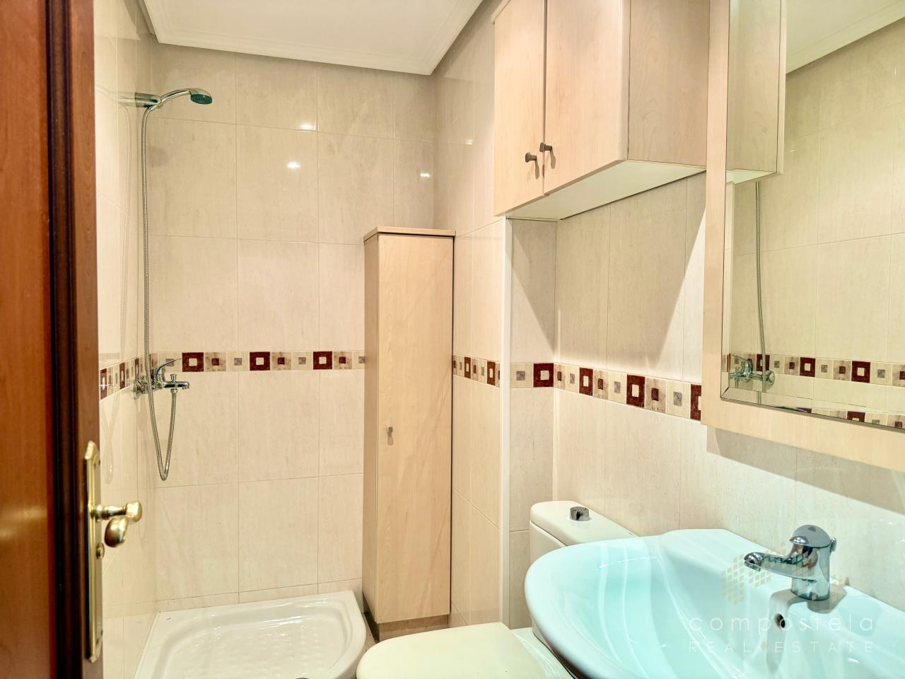 2º Baño, incorporado en dormitorio principal