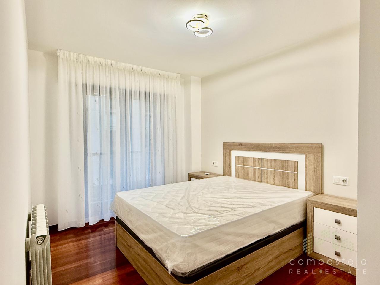 Dormitorio principal, salida a balcón