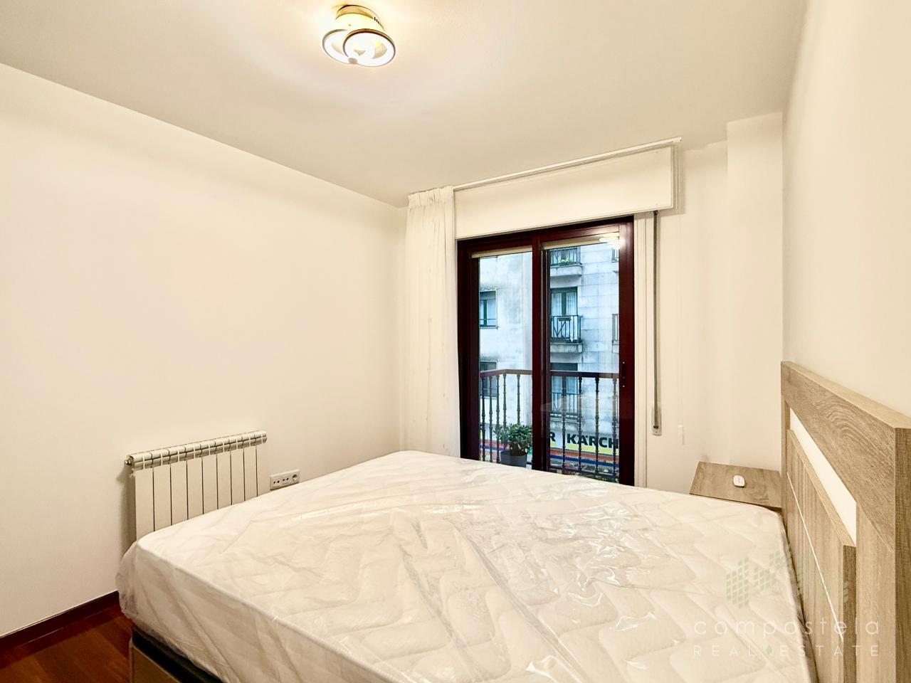 Dormitorio principal, salida a balcón