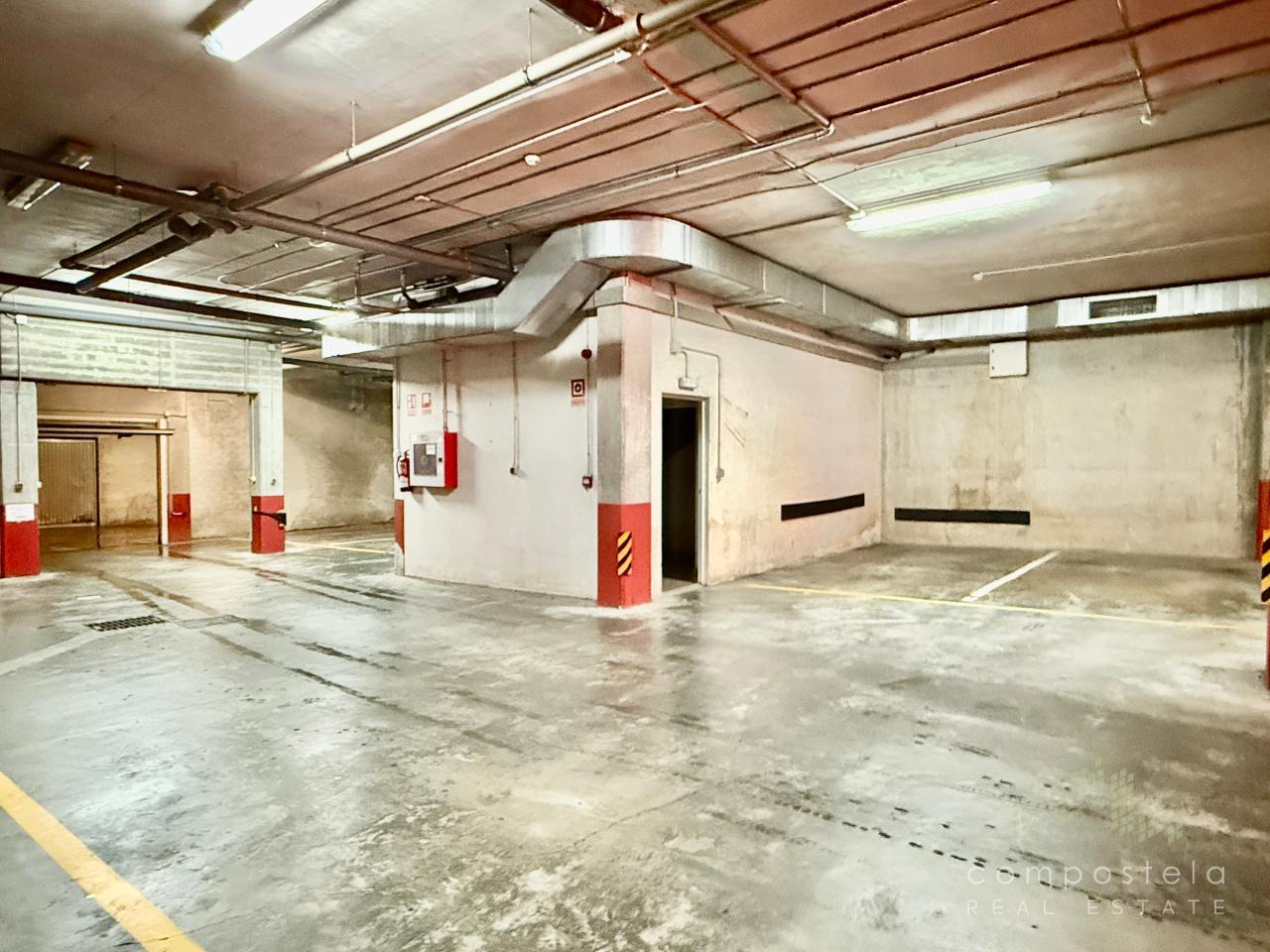 Cómoda y amplia plaza de garaje 