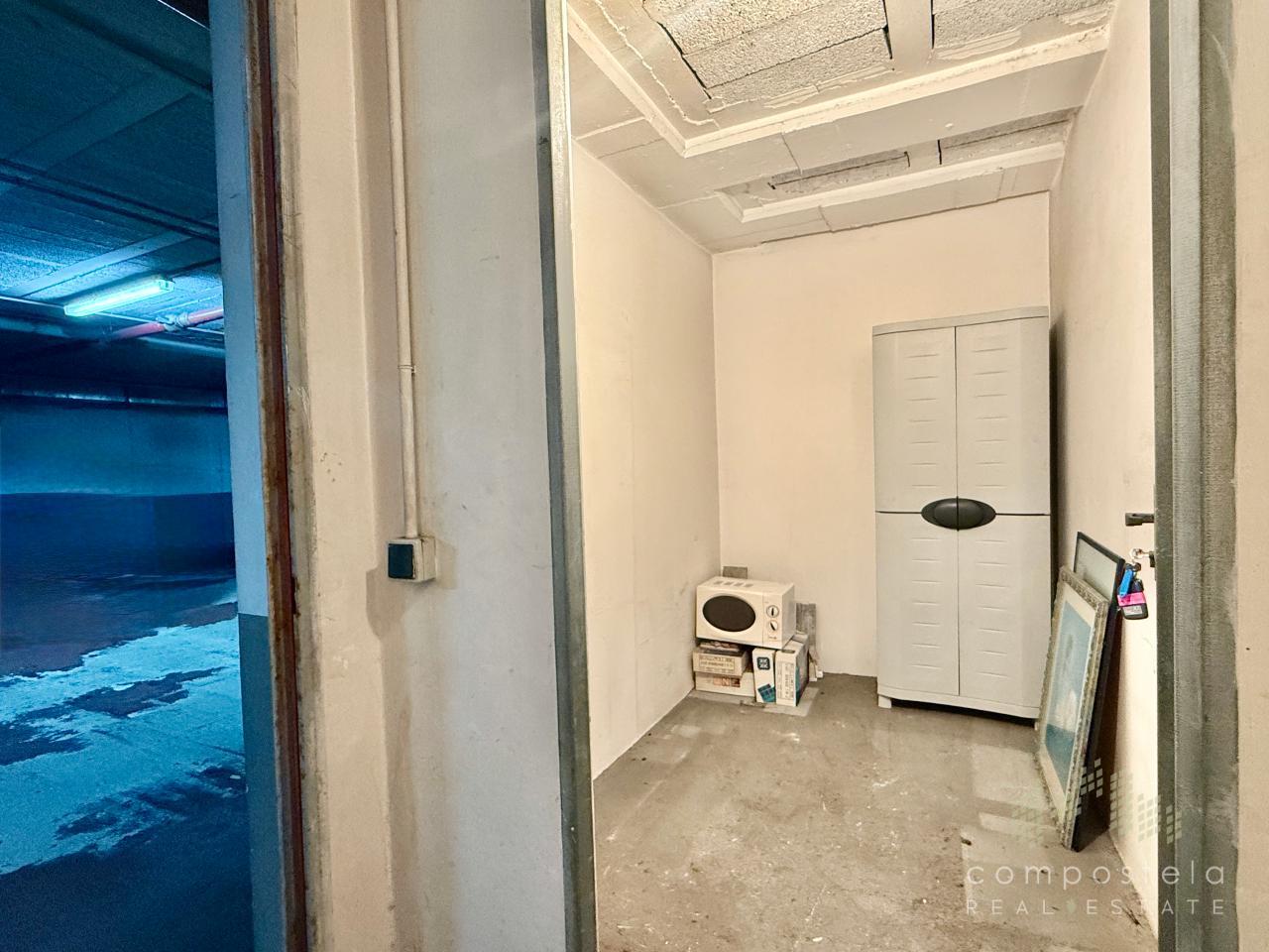 Gran trastero, cerca de la plaza de garaje